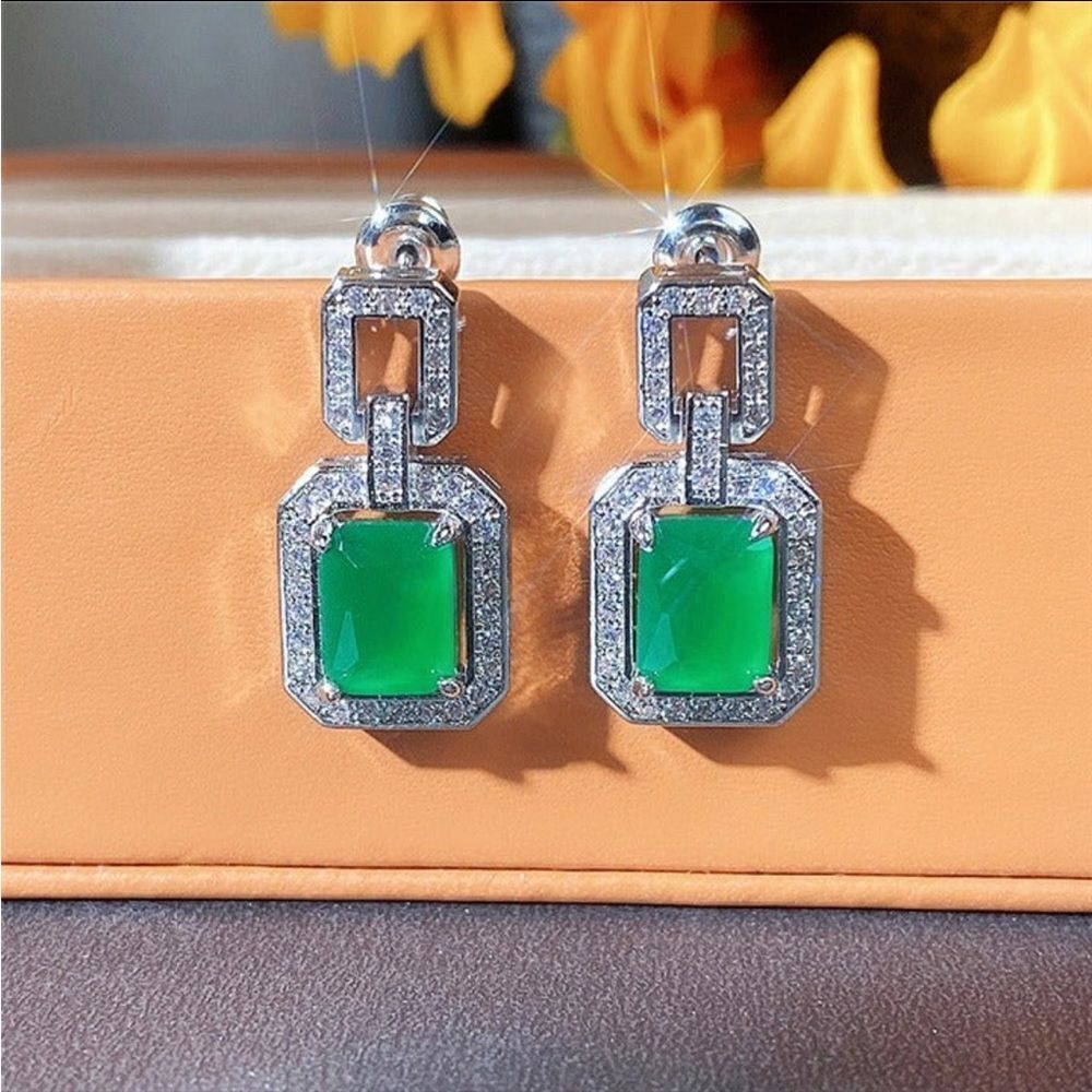The Oz Drop 925 Emerald green estate inspired 925 silver - Picture 16 of 16